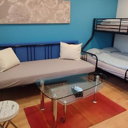 Blue Apartment In City Center, Best Location 브라티슬라바 외부 사진