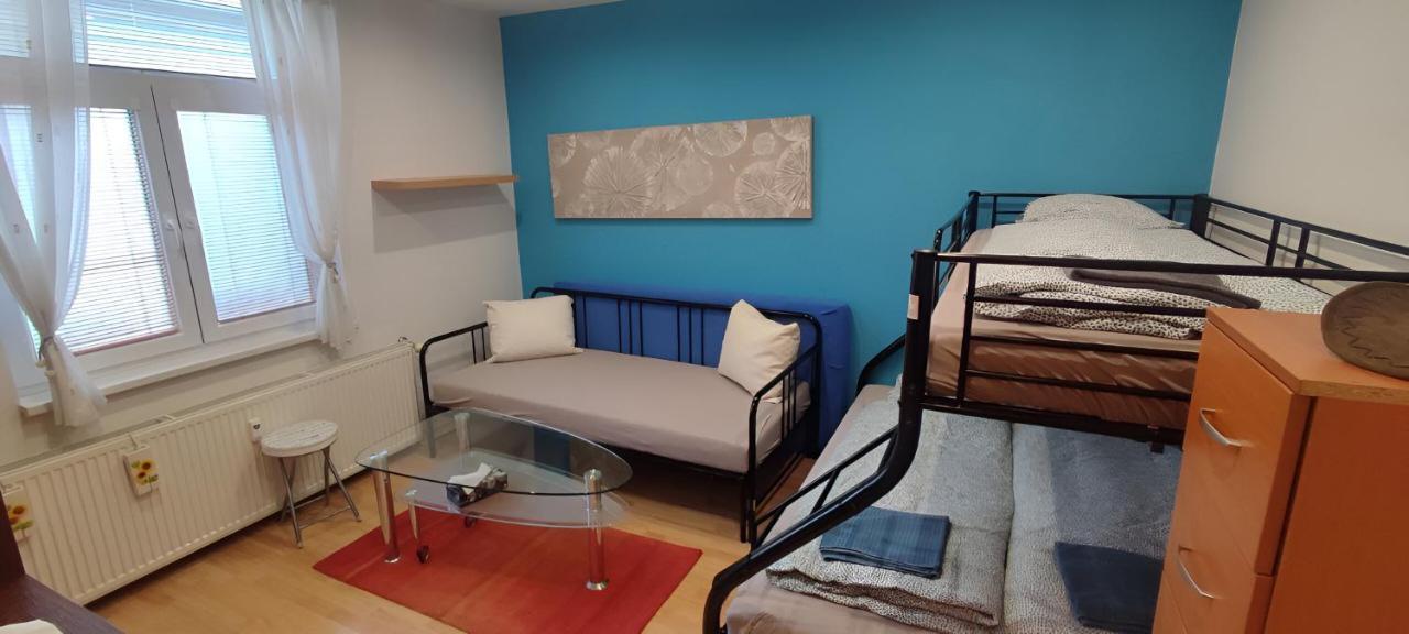 Blue Apartment In City Center, Best Location 브라티슬라바 외부 사진